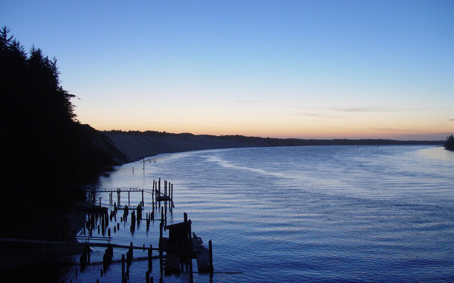 熊猫体育娱乐-中立代表队B突破极限展现团队力量，中立选手